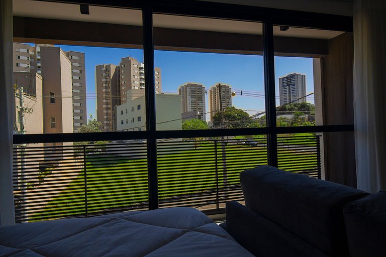 Studio 107 - Flat com Sacada, Vista, WiFi, Cowork