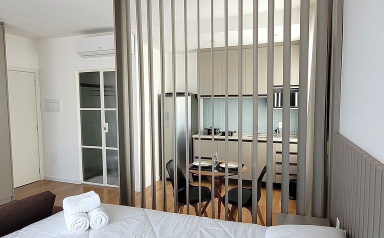 Blend Coliving - Sacada com Vista, Cama Queen, Piscina, WiFi