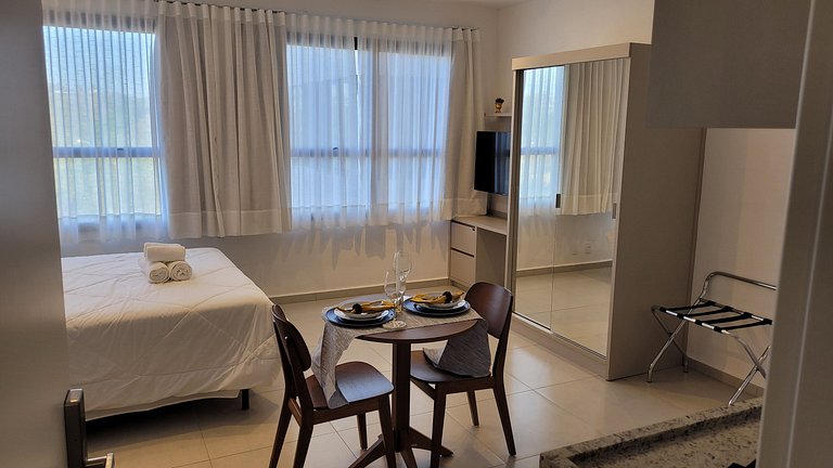 Studio 121 - Cama Queen, Garagem, Piscina, WiFi