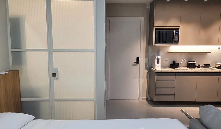Studio 311- Piscina, Garagem, Ar, WiFi, Sinuca