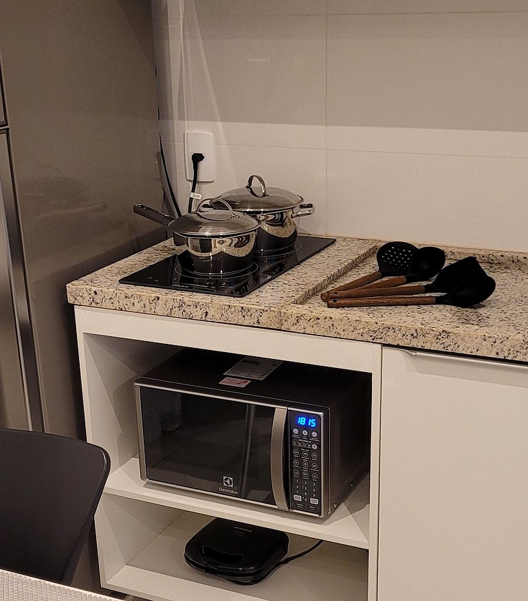 Flat - Shopping Iguatemi, Hospital Unimed, Fatesa, Zona Sul