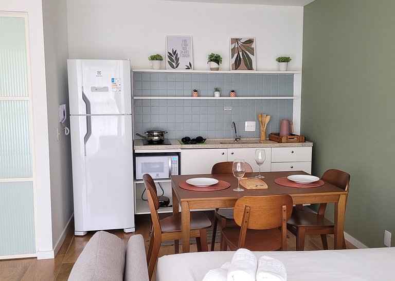 Studio 119 - Flat com Sacada, Vista, Ar Condicionado, WiFi