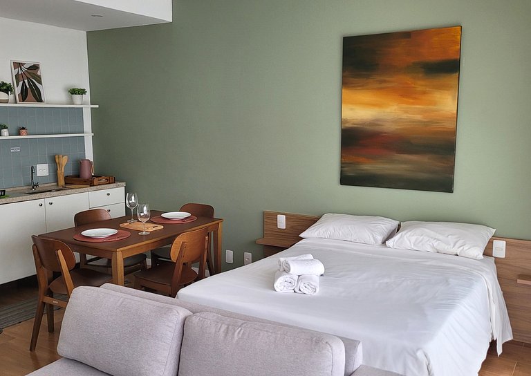 Studio 119 - Flat com Sacada, Vista, Ar Condicionado, WiFi